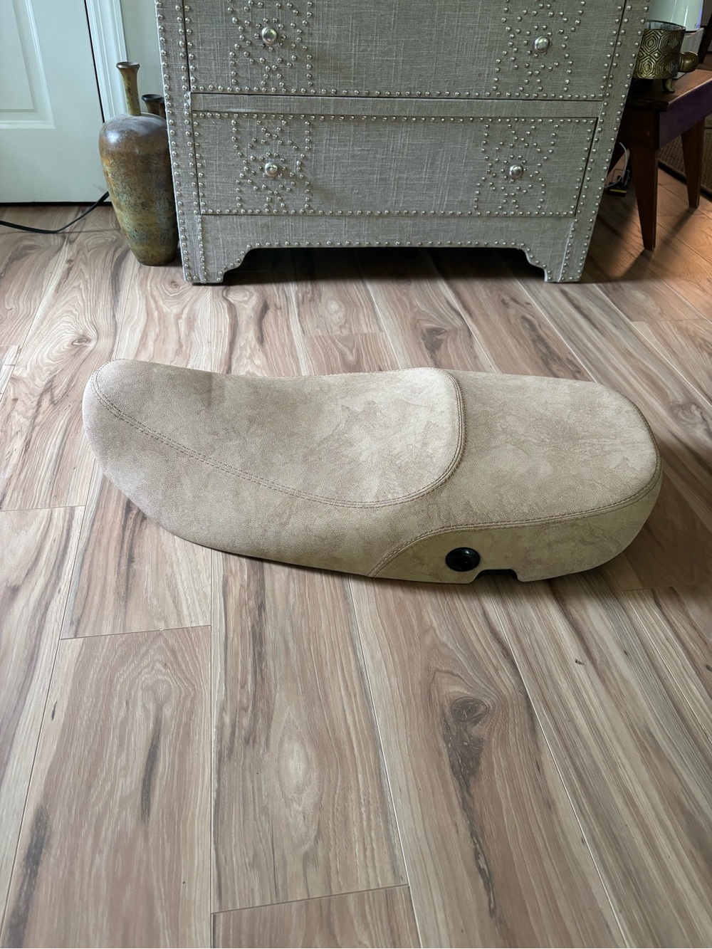 Vespa replacement seat - Picture 5 of 7